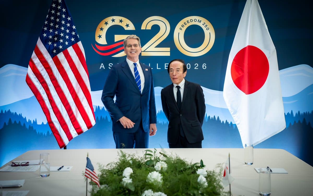 曾聯手索羅斯狙擊英鎊 美財長貝森特對日本喊話「我現在是莊家」背後的賭局