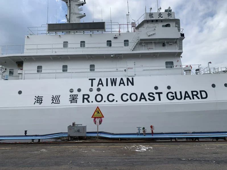 蔡英文稱海巡署艦艇弦側增「Taiwan」是她的主意 游盈隆酸:跟買紐約大樓一樣