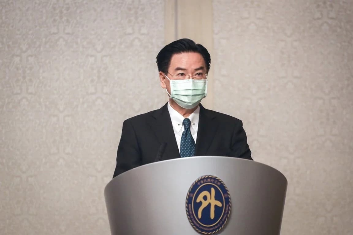 吳釗燮認了.....台灣不與美國建交、與中國開戰自己打 台獨理論大師開嗆酸爆!