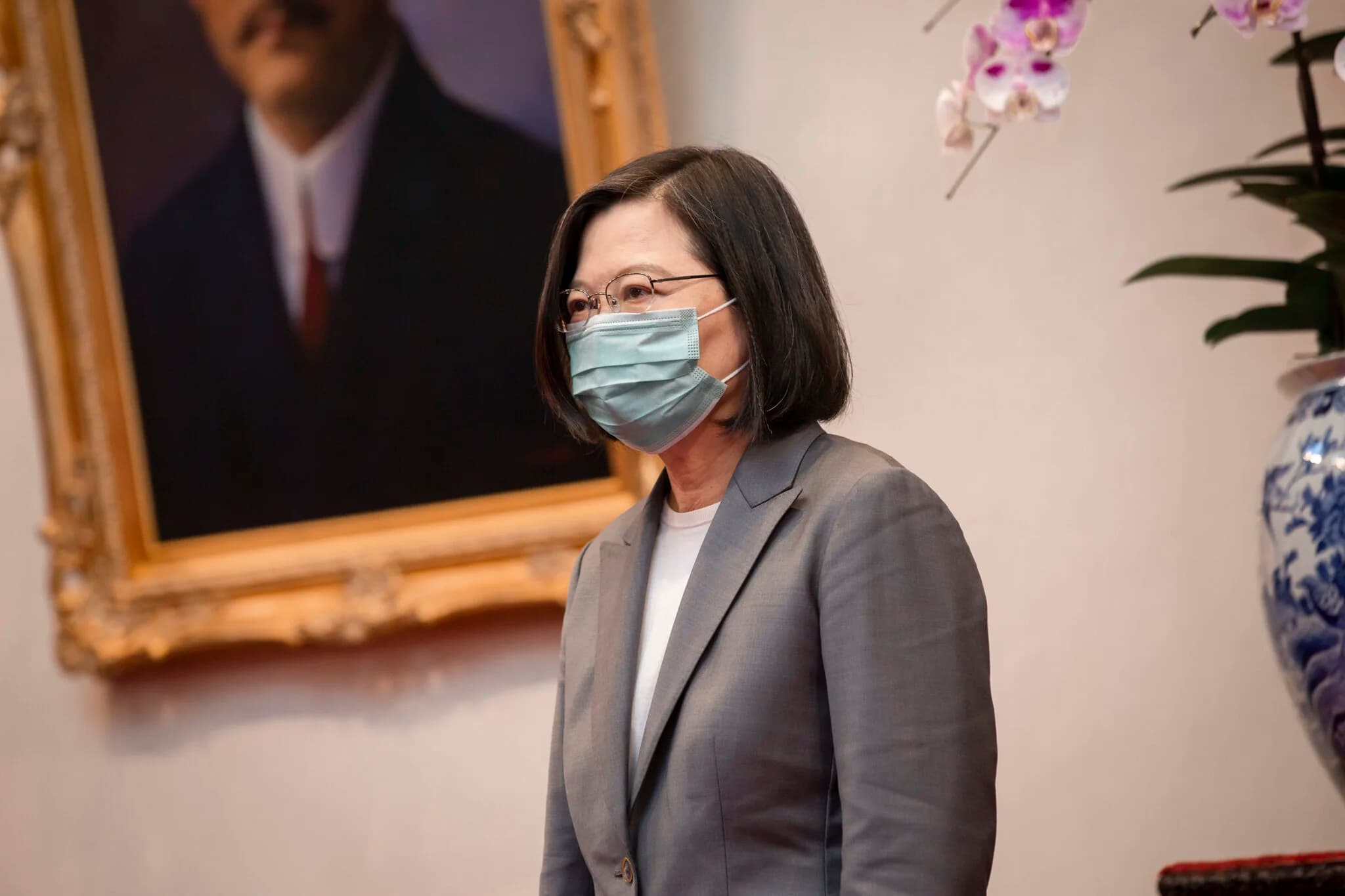總統蔡英文回應國民黨高雄市長補選候選人李眉蓁論文抄襲事件。攝:Mori/Office of the President