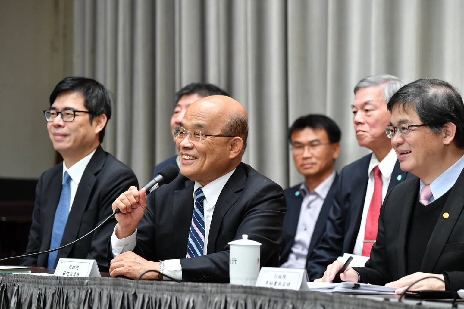 蘇貞昌表態不需要修改《港澳條例》。圖片來源:中華民國行政院