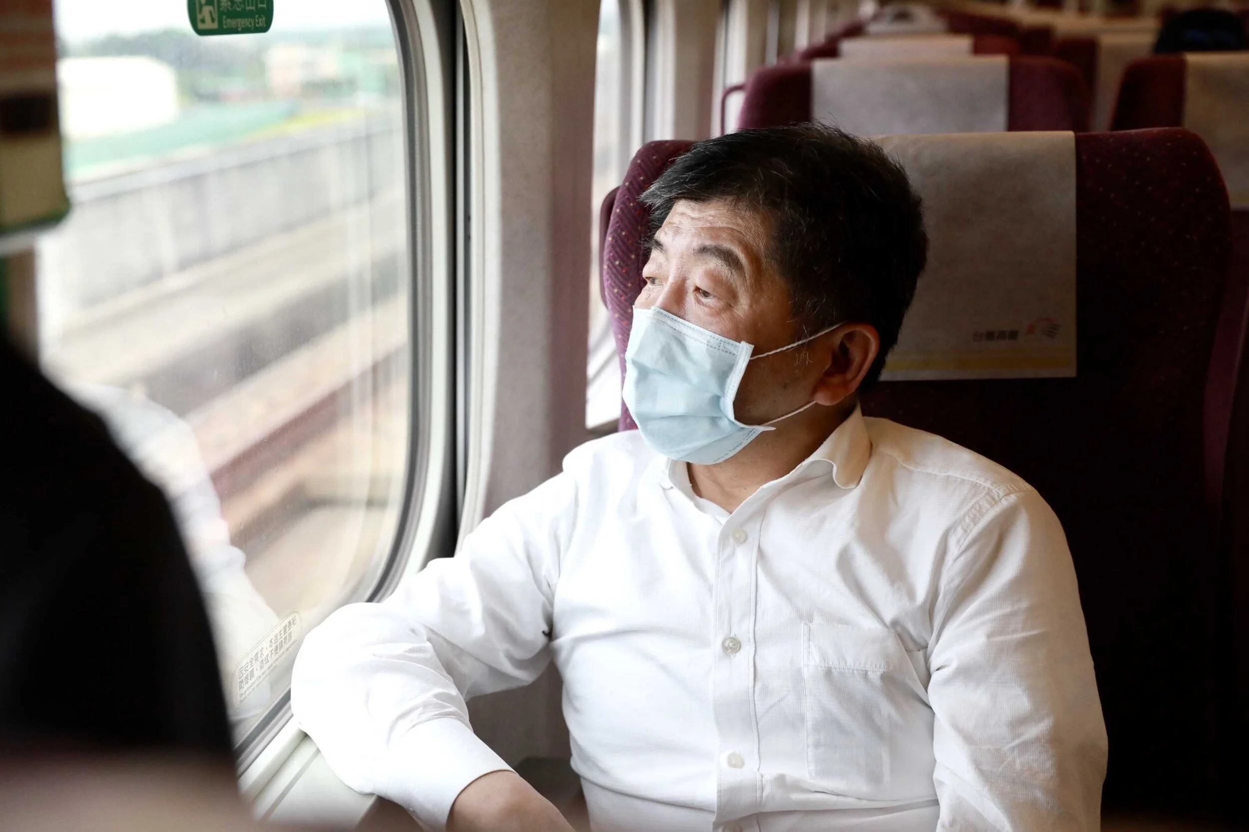 防疫生活解禁還要戴口罩? 陳時中辯稱:為了社會安全、開放邊境「超前佈署」